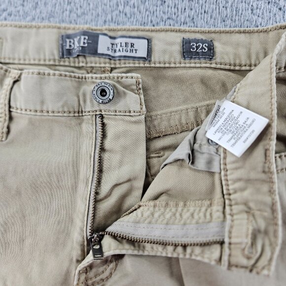 BKE Buckle Pants Mens 32 (33x29) Short Khaki Tyler Straight Chino Stretch - Picture 3 of 15